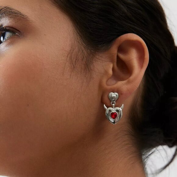 NWT Urban Outfitters Devil Heart Drop Stud Earrings - Picture 1 of 4
